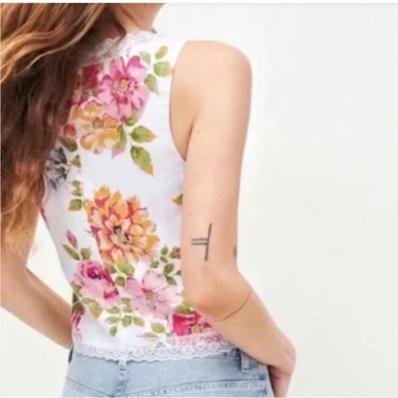 NWT reformation Rosalie linen top in giverny - size 2 - Picture 3 of 5